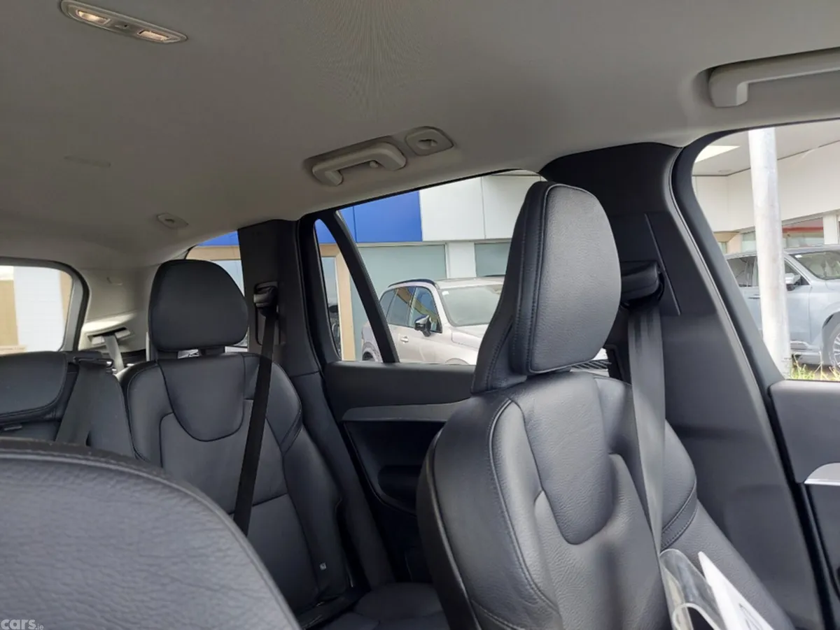 Volvo XC90 MPV, Petrol Plug-in Hybrid, 2023, Blue