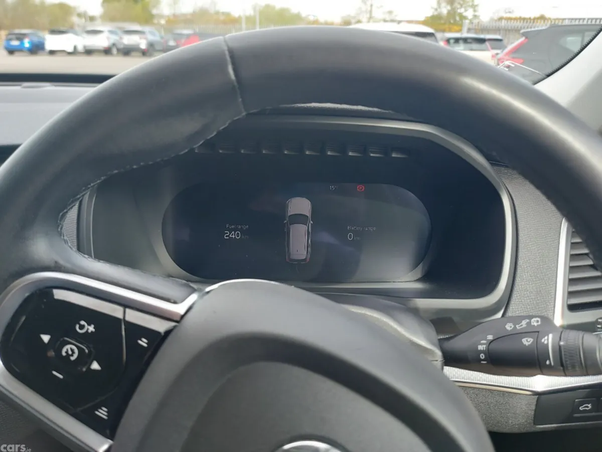 Volvo XC90 MPV, Petrol Plug-in Hybrid, 2023, Blue