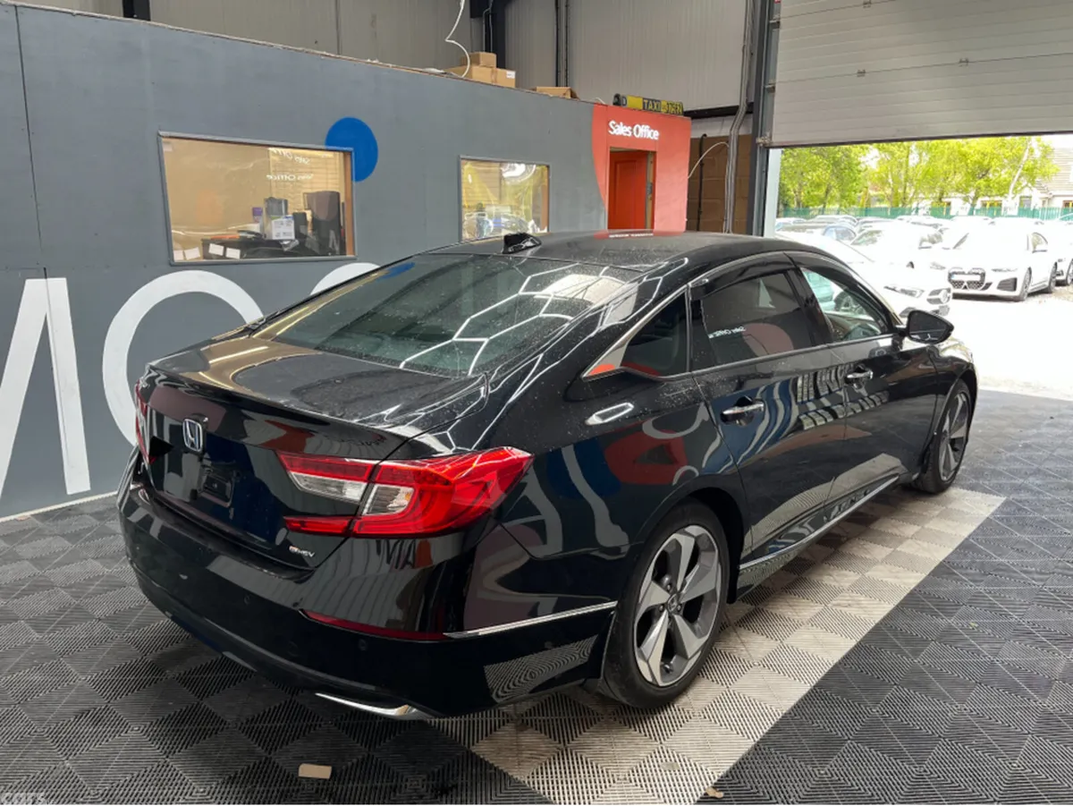 Honda Accord Saloon, Petrol Hybrid, 2022, Black