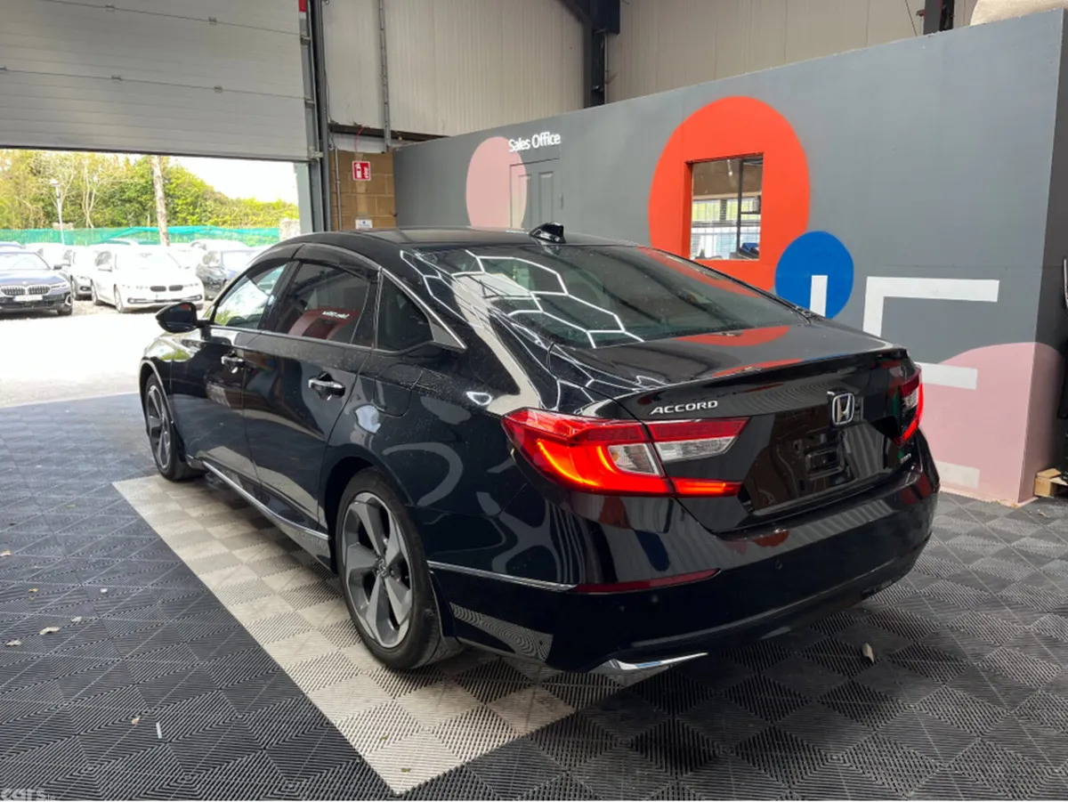 Honda Accord Saloon, Petrol Hybrid, 2022, Black