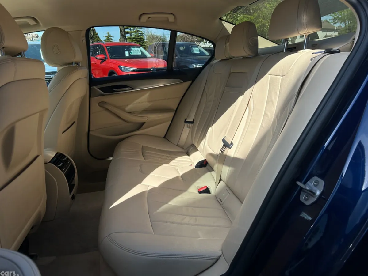 BMW 5-Series Saloon, Diesel, 2018, Blue