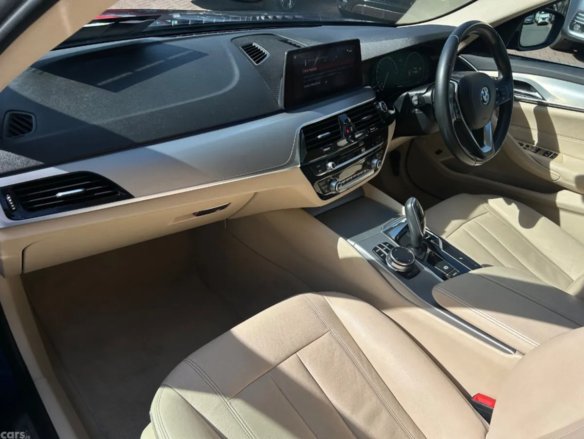 BMW 5-Series Saloon, Diesel, 2018, Blue