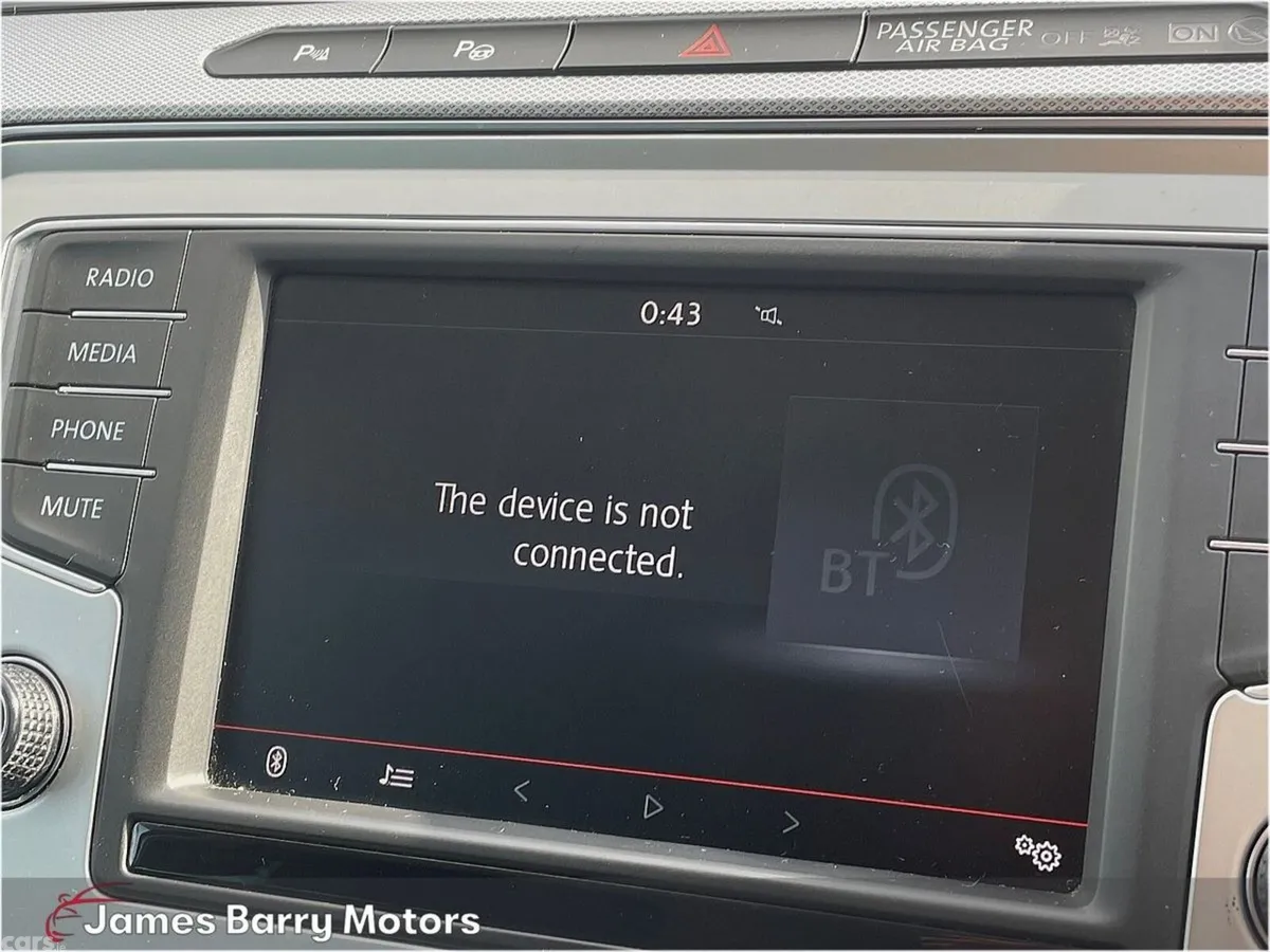 Volkswagen Passat Saloon, Diesel, 2016, Grey