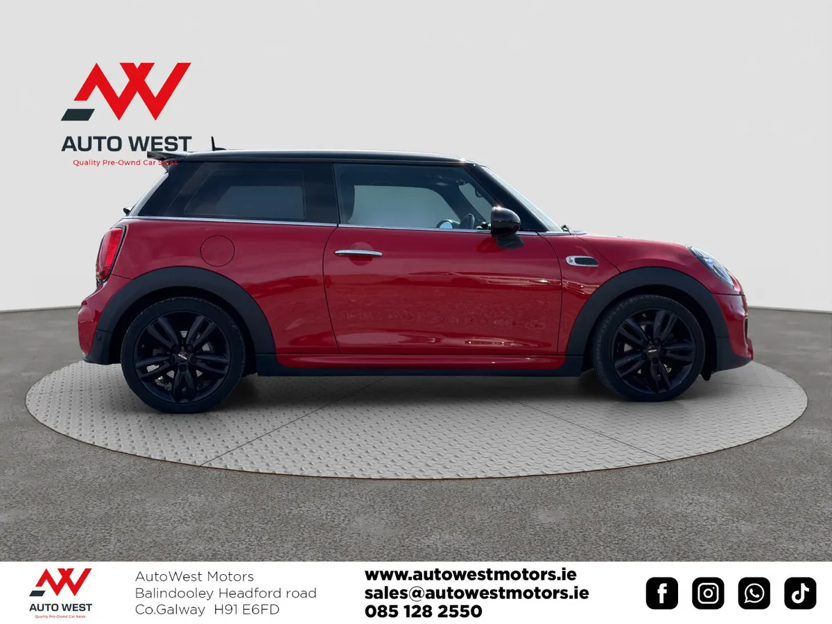 Mini Cooper Hatchback, Petrol, 2019, Red