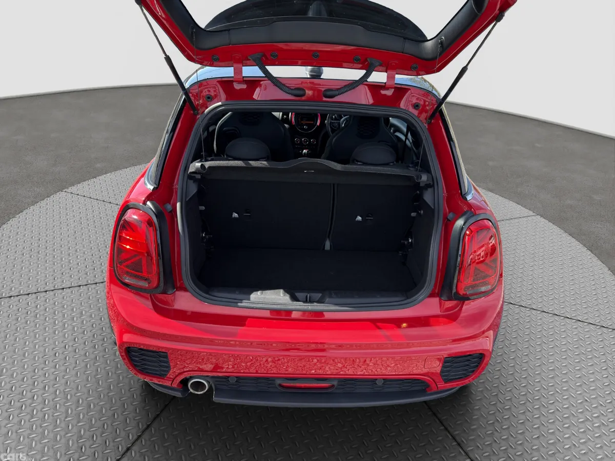 Mini Cooper Hatchback, Petrol, 2019, Red