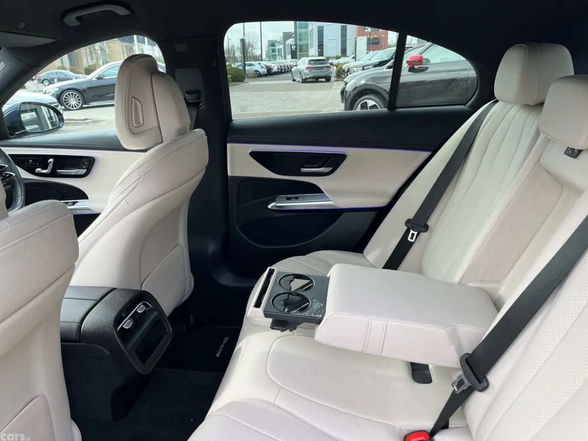 Mercedes-Benz E-Class Saloon, Diesel Plug-in Hybrid, 2024, Blue