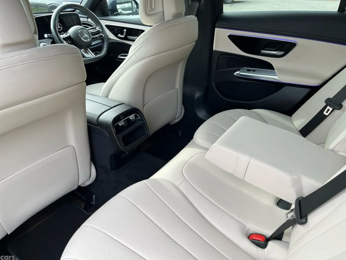 Mercedes-Benz E-Class Saloon, Diesel Plug-in Hybrid, 2024, Blue