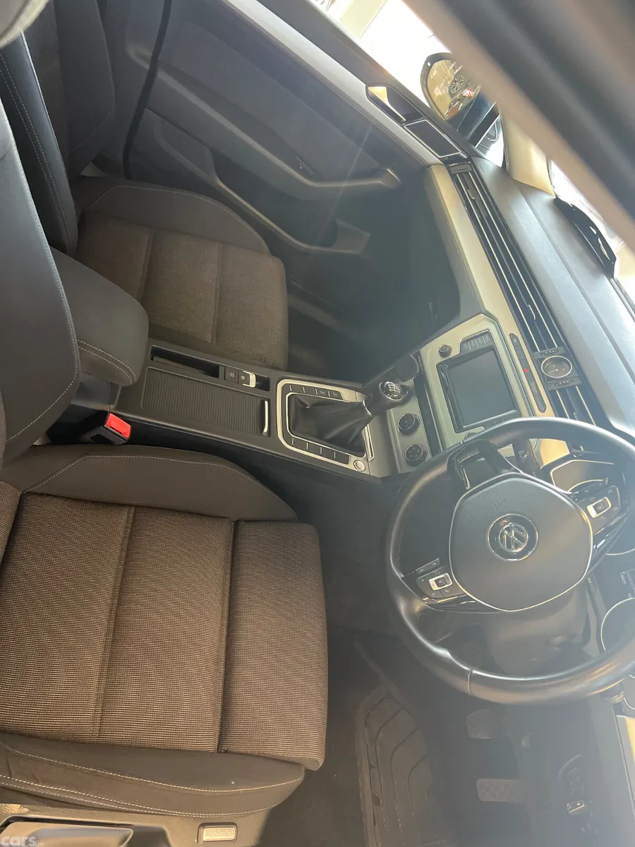 Volkswagen Passat Saloon, Diesel, 2015, Black