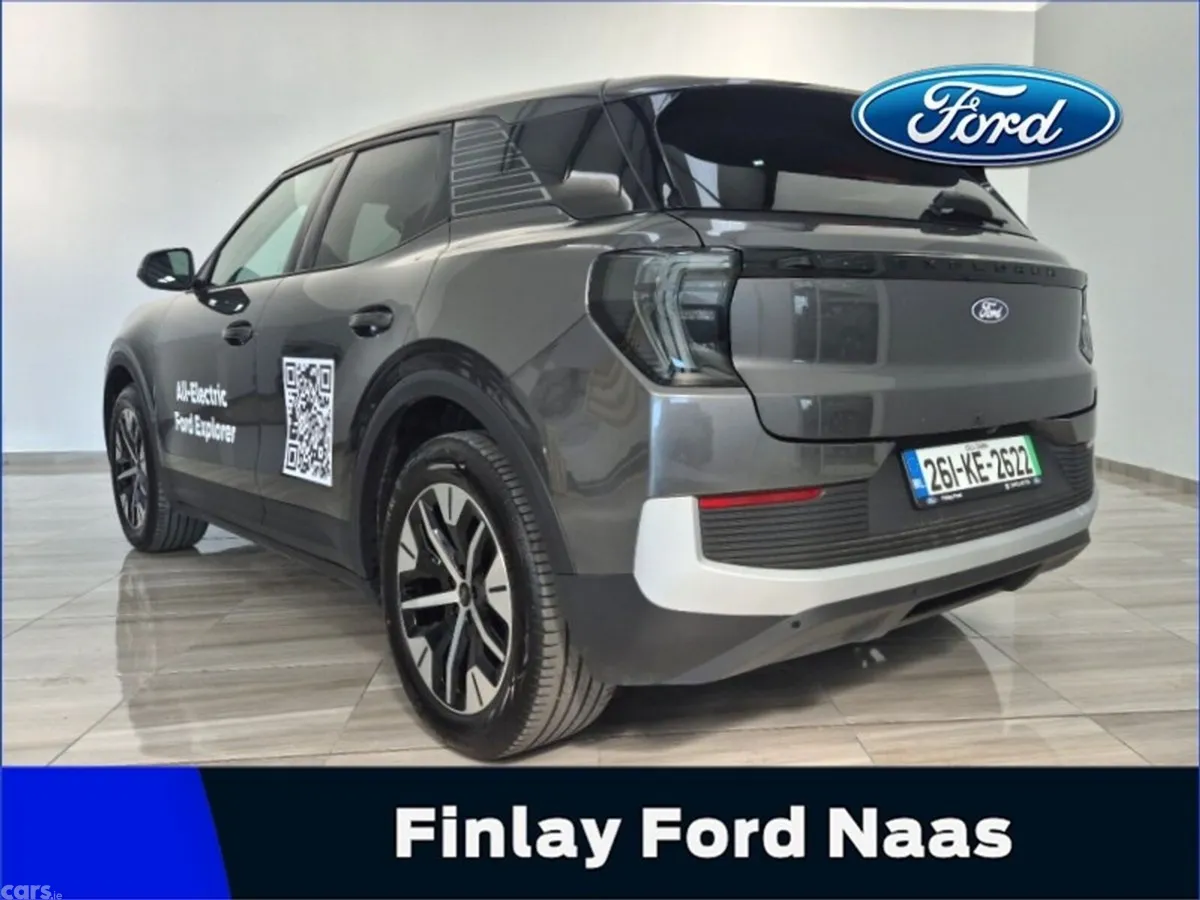 Ford Explorer MPV, Electric, 2026, Grey