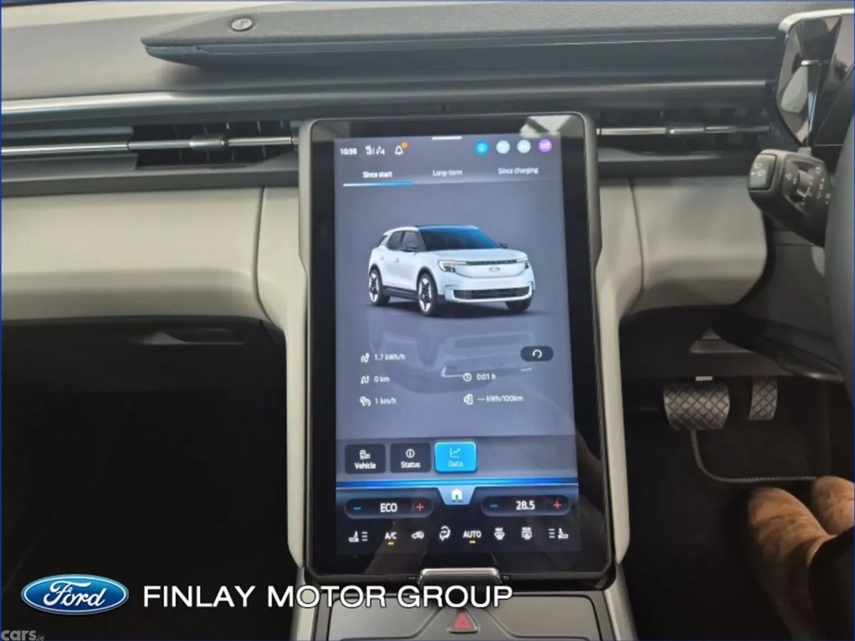 Ford Explorer MPV, Electric, 2026, Grey