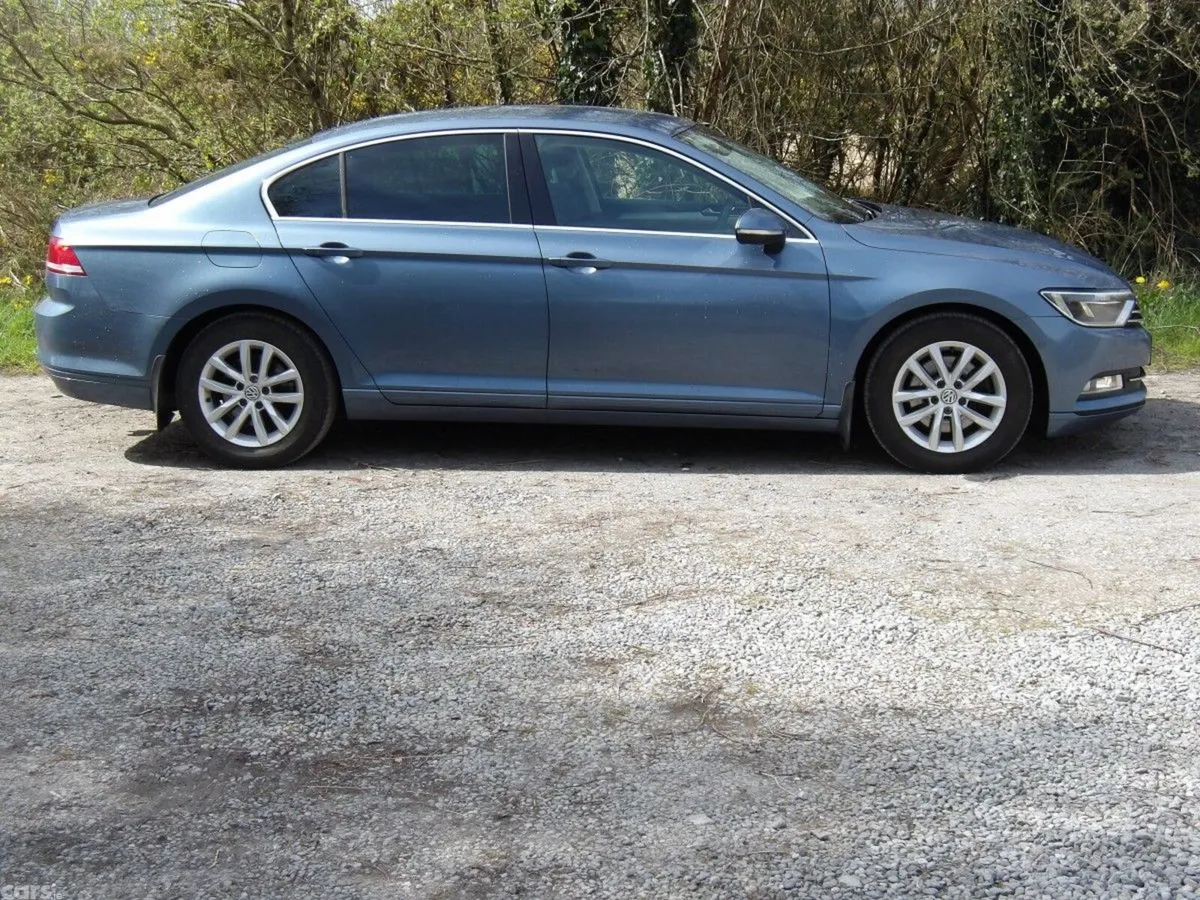 Volkswagen Passat Saloon, Diesel, 2016, Blue