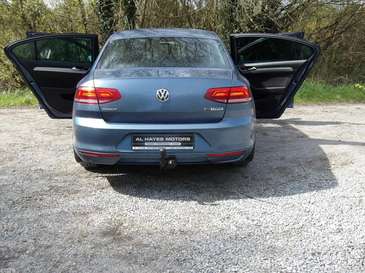 Volkswagen Passat Saloon, Diesel, 2016, Blue