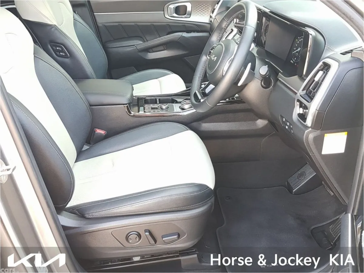 Kia Sorento SUV, Petrol Plug-in Hybrid, 2023, Grey