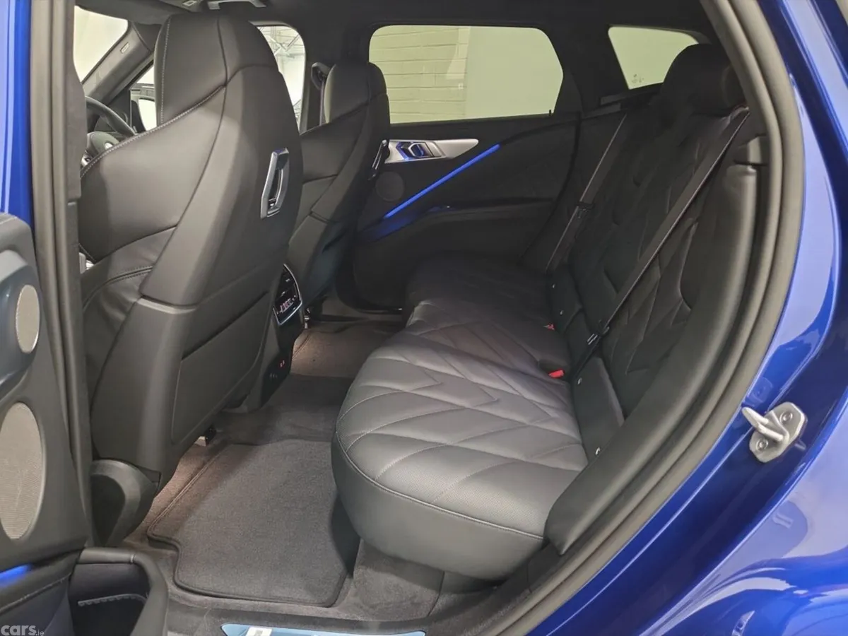 BMW XM SUV, Petrol Plug-in Hybrid, 2026, Blue