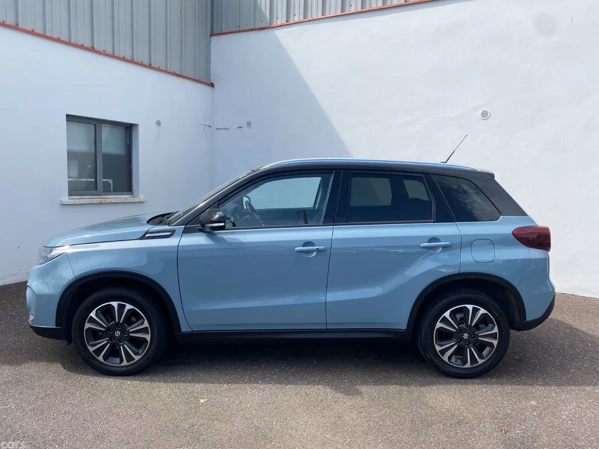 Suzuki Vitara SUV, Petrol Hybrid, 2024, Blue