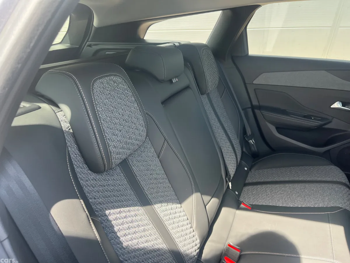 Peugeot 308 Estate, Diesel, 2026, Grey