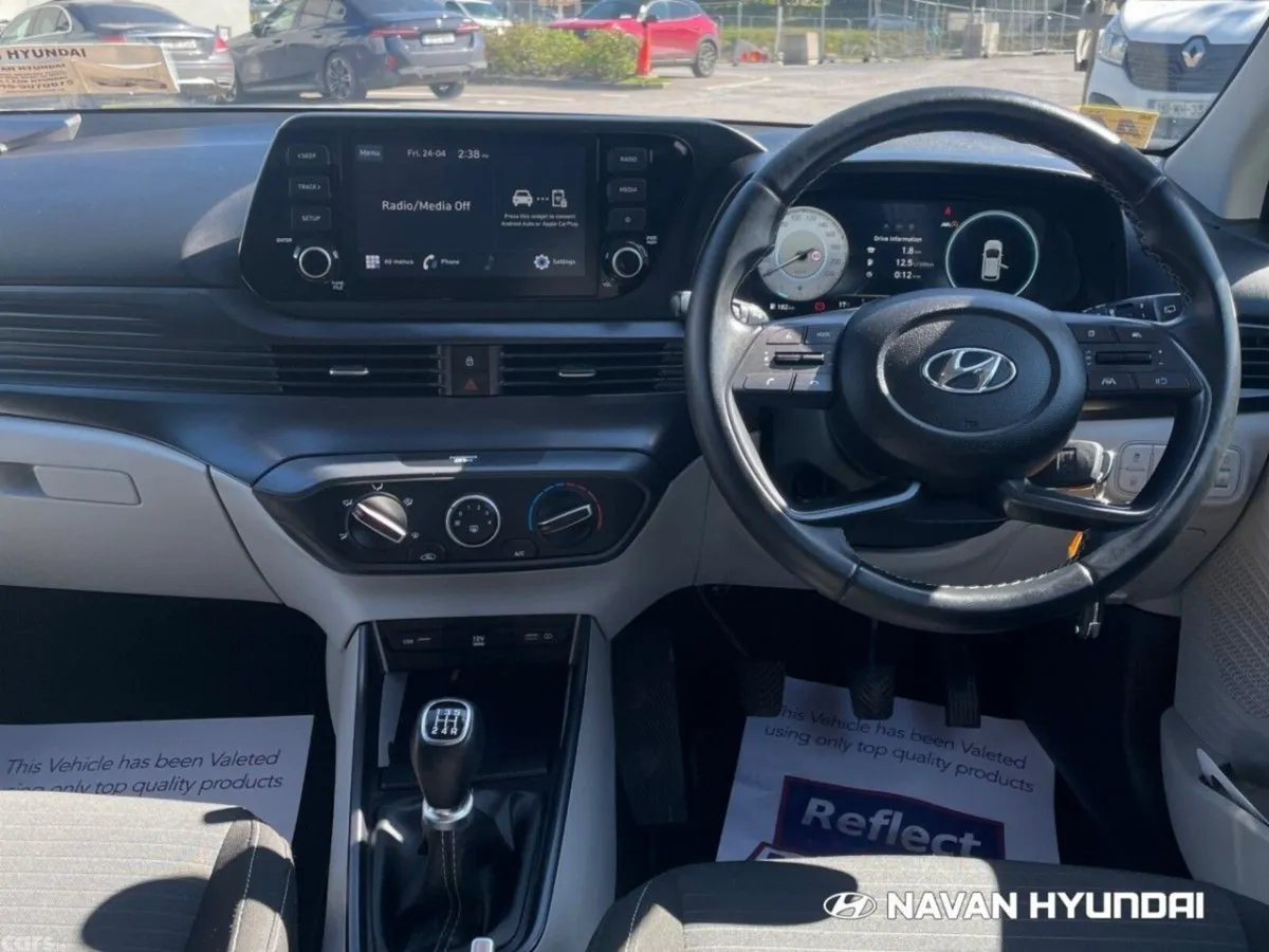 Hyundai i20 Hatchback, Petrol, 2023, Grey
