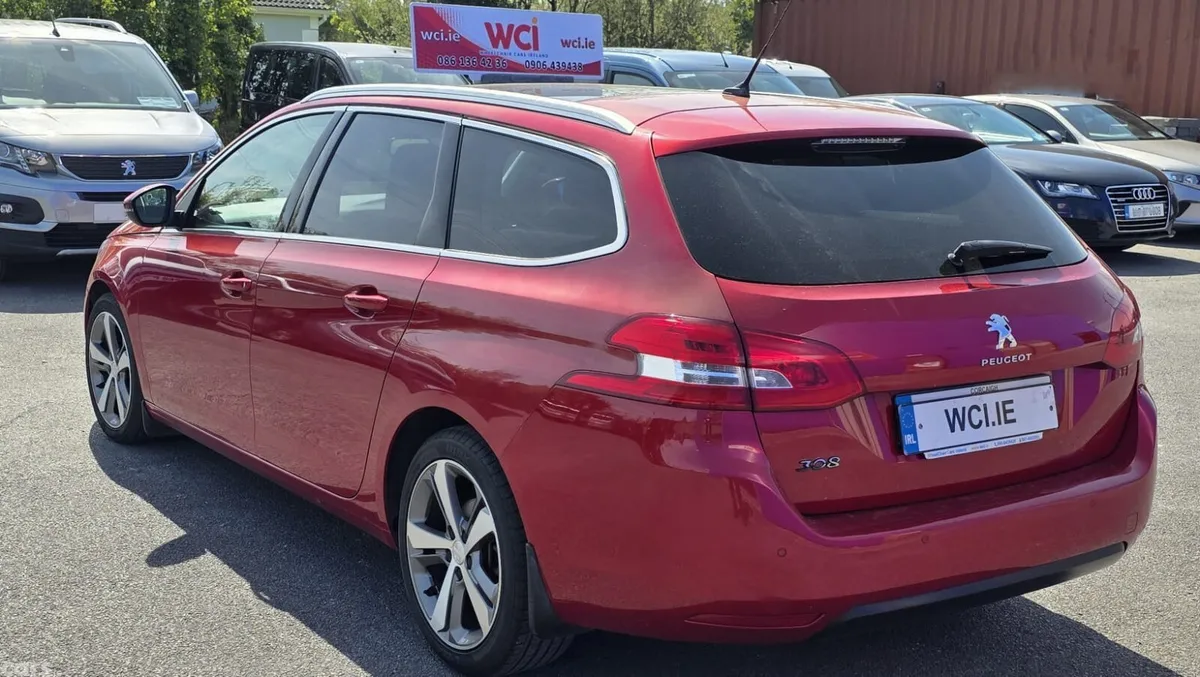 Peugeot 308 Estate, Diesel, 2018, Red