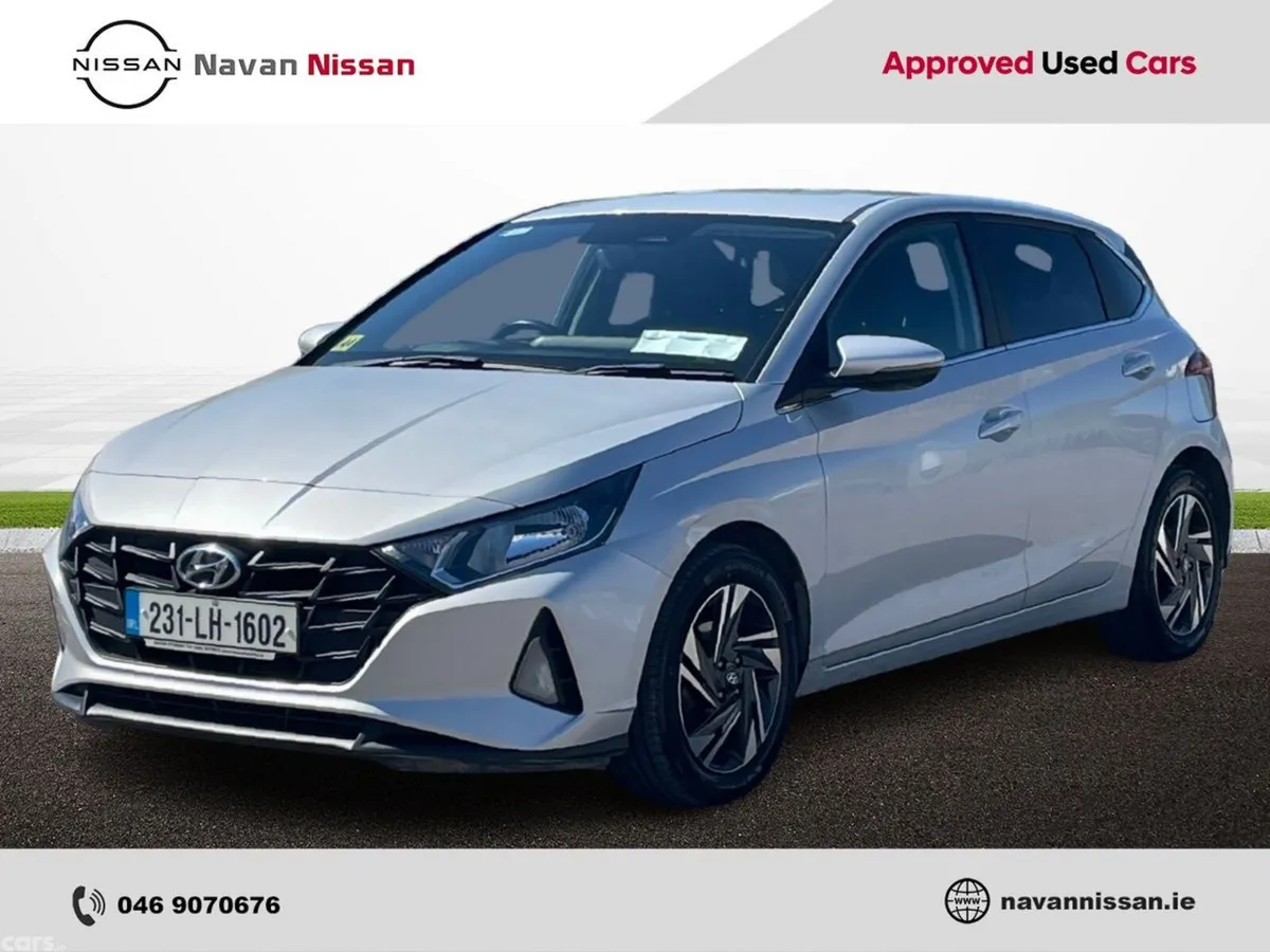 Hyundai i20 Hatchback, Petrol, 2023, Grey