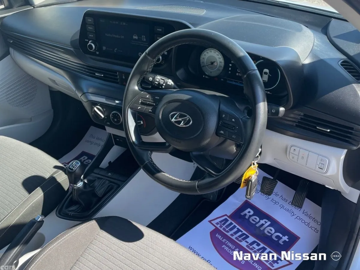 Hyundai i20 Hatchback, Petrol, 2023, Grey