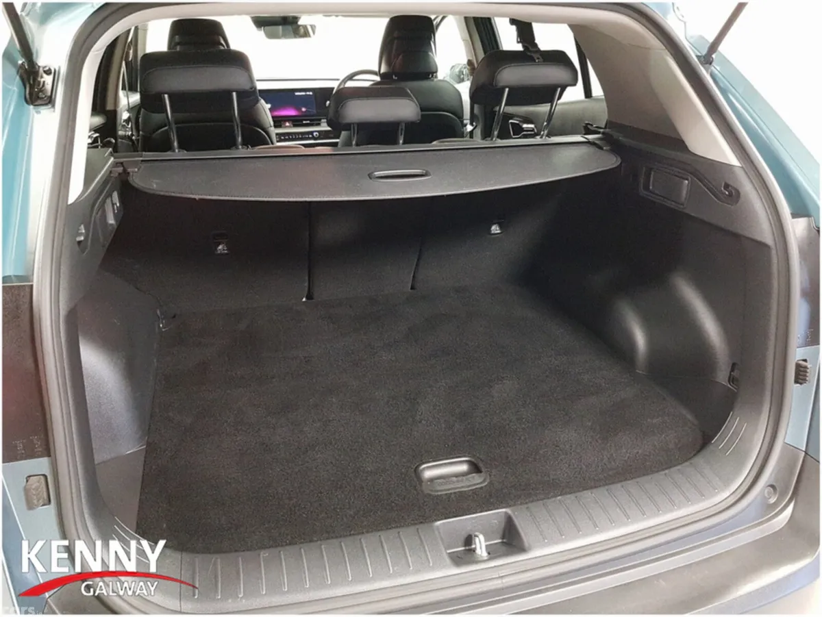 Kia Sportage MPV, Diesel, 2024, Grey