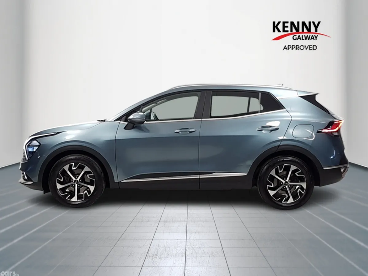 Kia Sportage MPV, Diesel, 2024, Grey