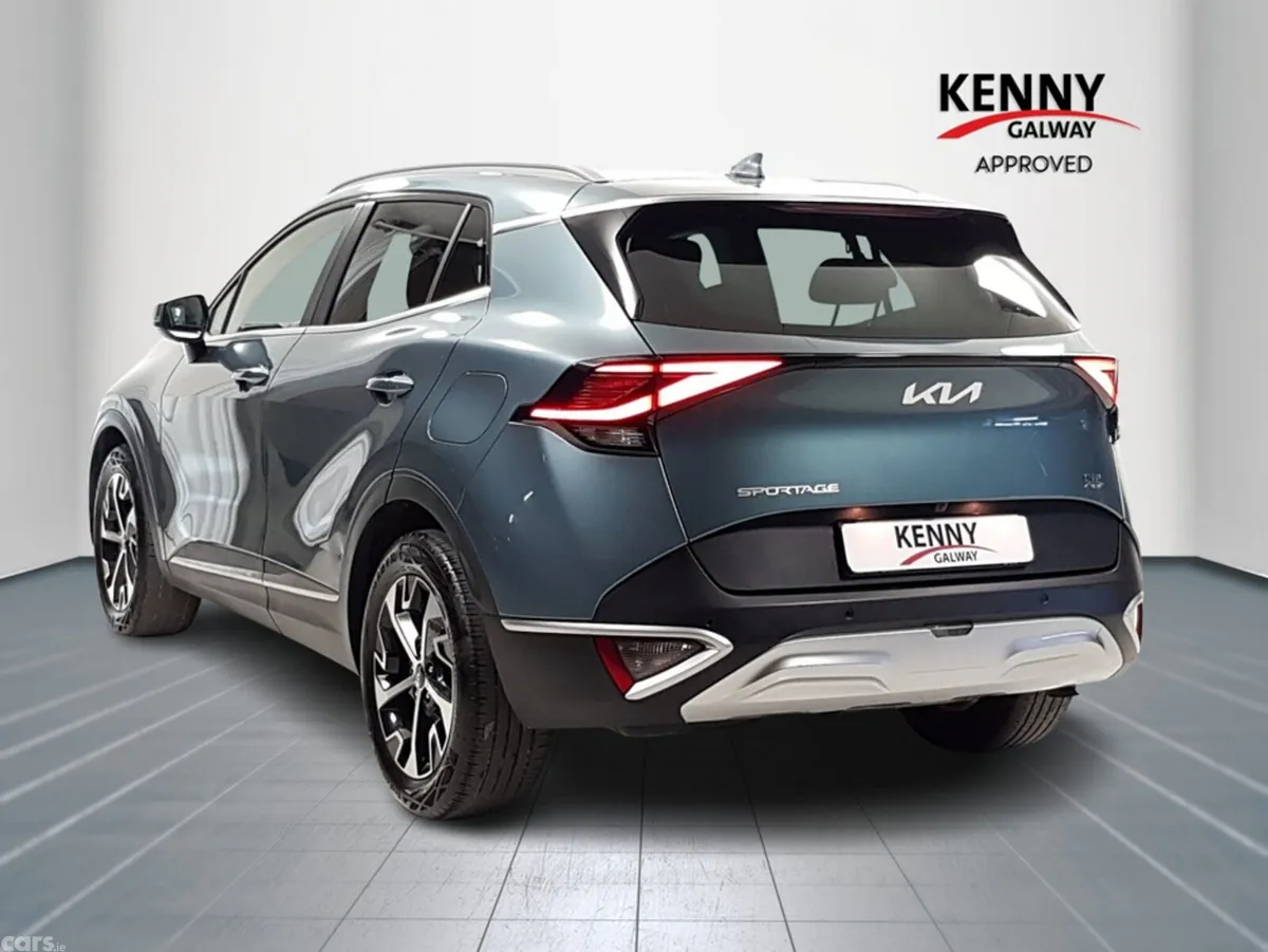 Kia Sportage MPV, Diesel, 2024, Grey