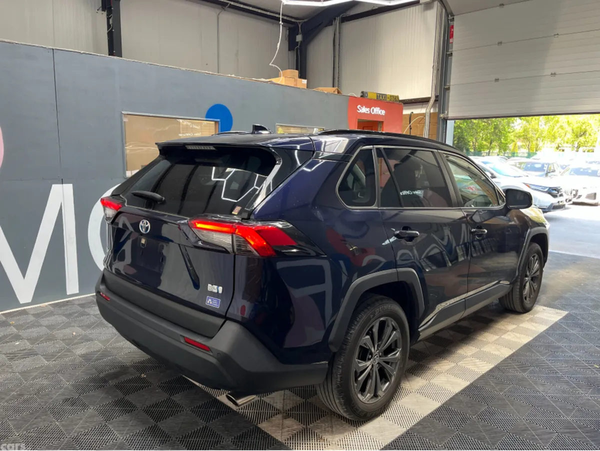 Toyota RAV4 SUV, Petrol Hybrid, 2023, Blue