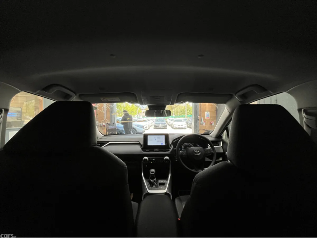 Toyota RAV4 SUV, Petrol Hybrid, 2023, Blue