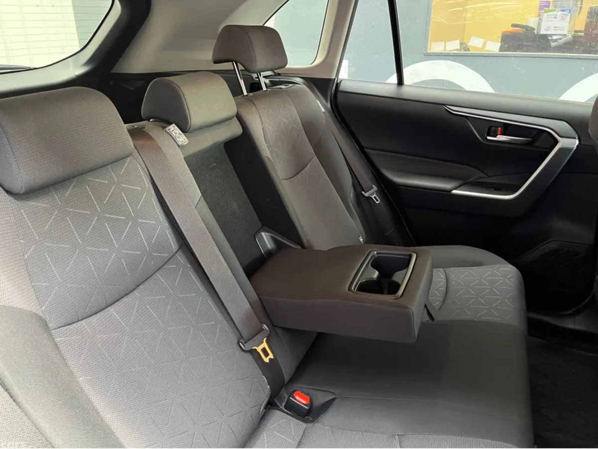 Toyota RAV4 SUV, Petrol Hybrid, 2019, Black