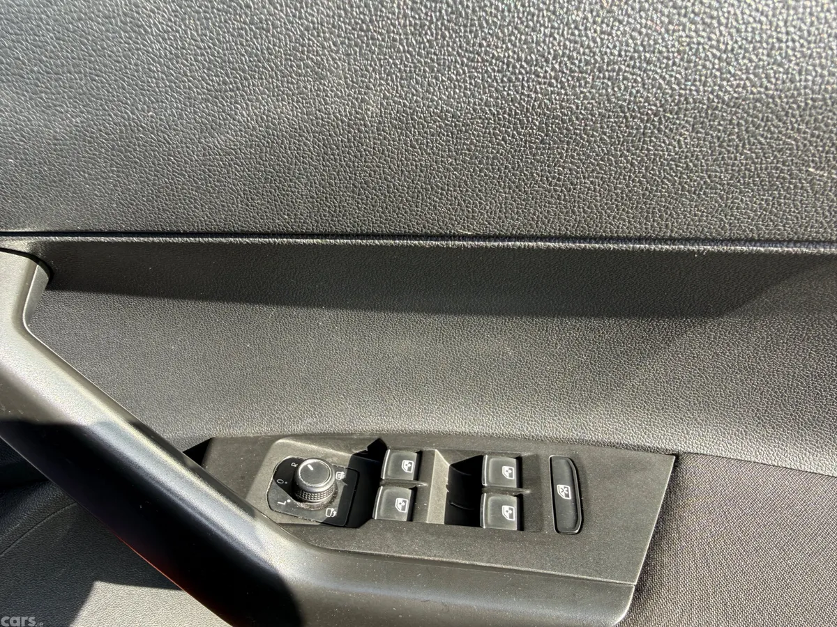 Volkswagen Polo Hatchback, Petrol, 2018, Orange