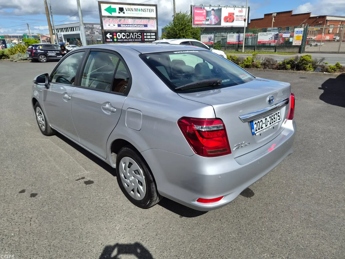 Toyota Corolla Saloon, Petrol Hybrid, 2020, Silver