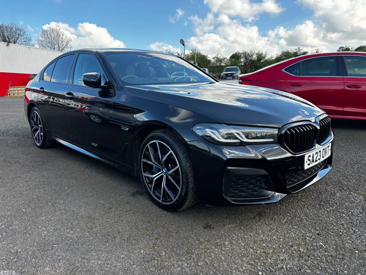 BMW 5-Series Saloon, Petrol Hybrid, 2023, Black