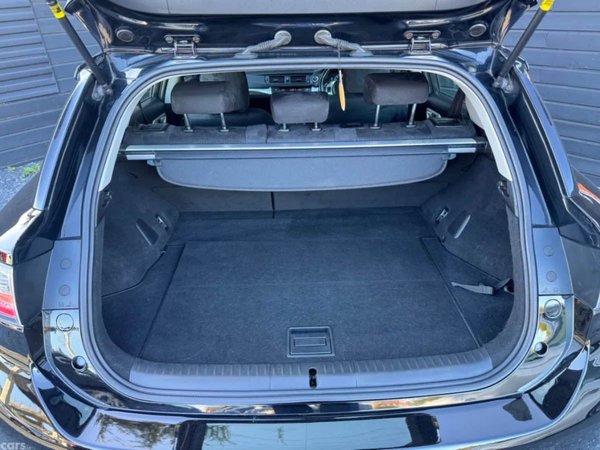 Lexus CT Hatchback, Petrol Hybrid, 2014, Black