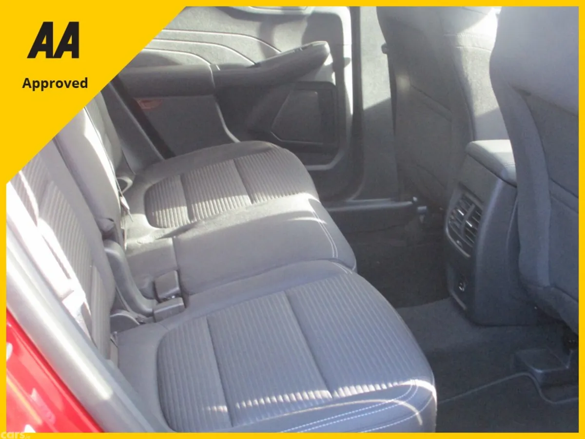 Ford Kuga MPV, Diesel, 2021, Red