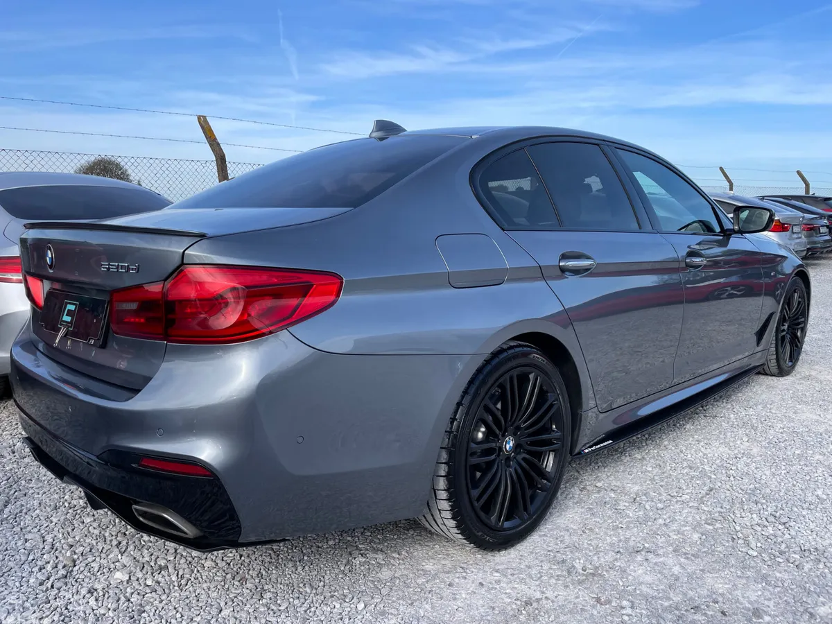BMW 5-Series Saloon, Diesel, 2018, Blue