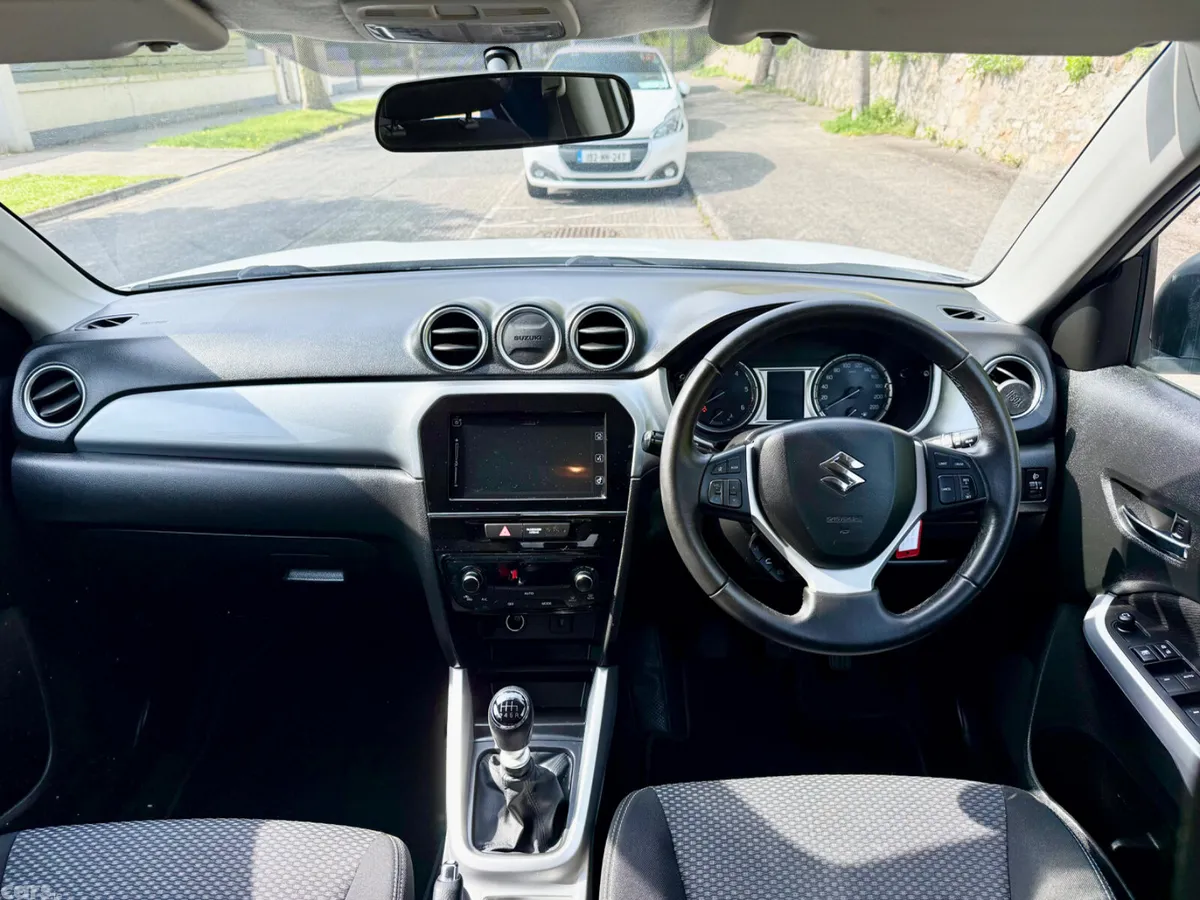 Suzuki Vitara SUV, Diesel, 2016, White