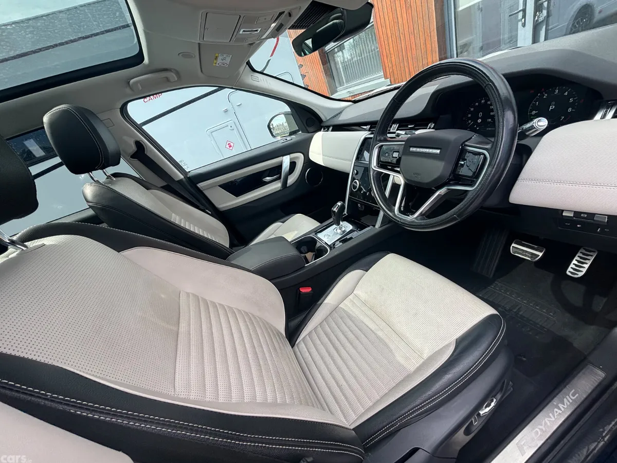 Land Rover Discovery SUV, Petrol Hybrid, 2022, Blue