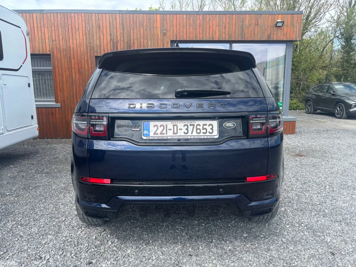Land Rover Discovery SUV, Petrol Hybrid, 2022, Blue