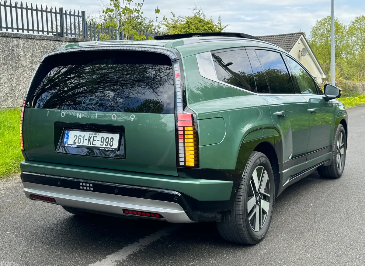 Hyundai IONIQ 9 MPV, Electric, 2026, Green