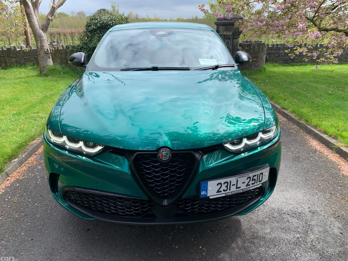 Alfa Romeo Tonale MPV, Petrol Plug-in Hybrid, 2023, Green