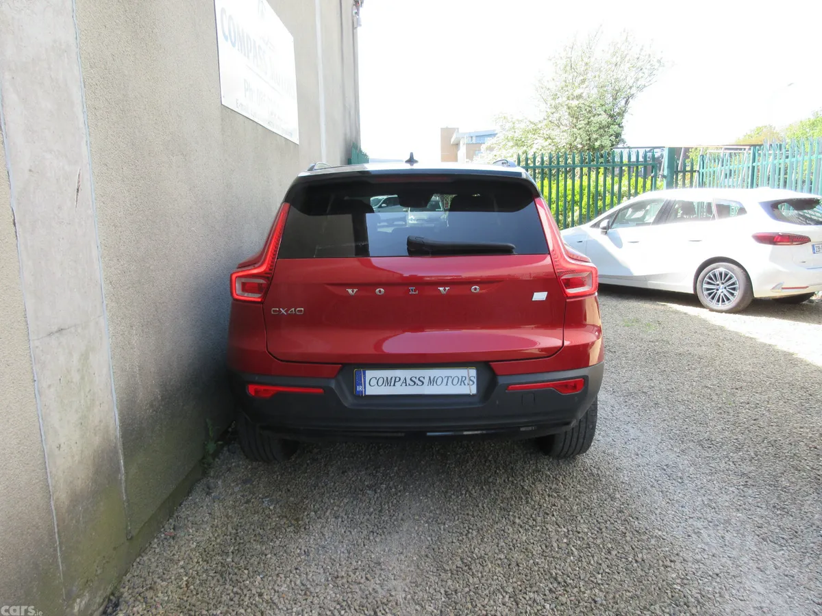 Volvo XC40 Estate, Petrol Plug-in Hybrid, 2021, Red