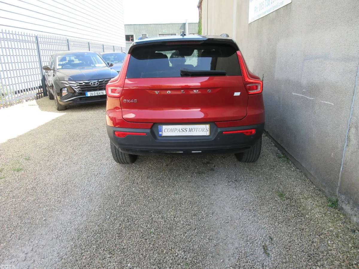Volvo XC40 Estate, Petrol Plug-in Hybrid, 2021, Red