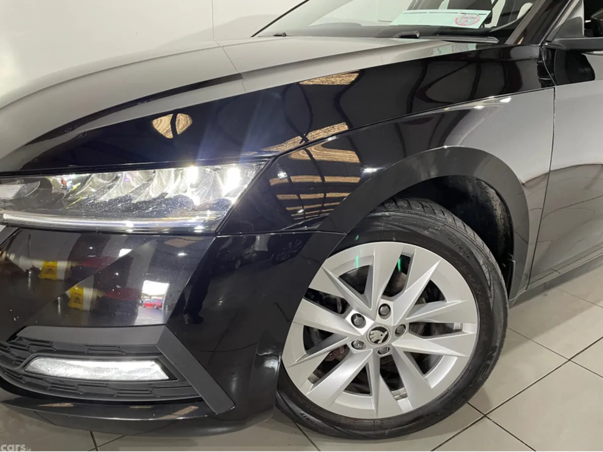 Skoda Octavia Estate, Diesel, 2022, Black