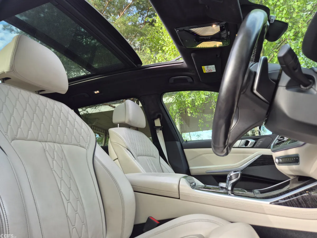 BMW X7 SUV, Diesel, 2021, Blue