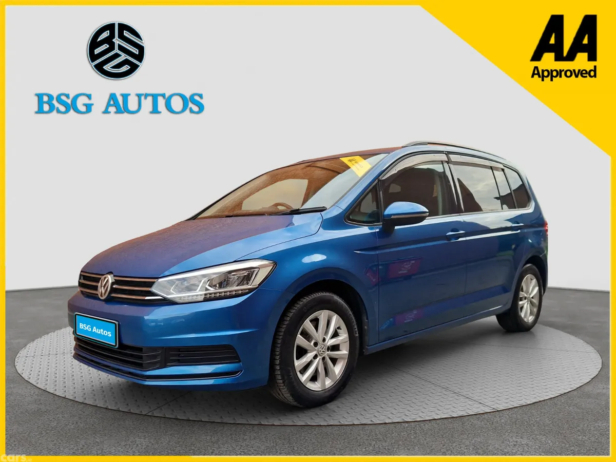 Volkswagen Touran MPV, Petrol, 2017, Blue