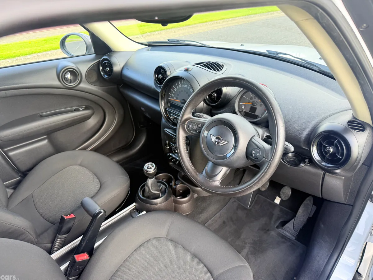 Mini Countryman Hatchback, Diesel, 2016, White