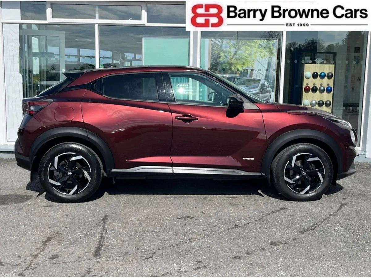 Nissan Juke MPV, Petrol Hybrid, 2024, Red