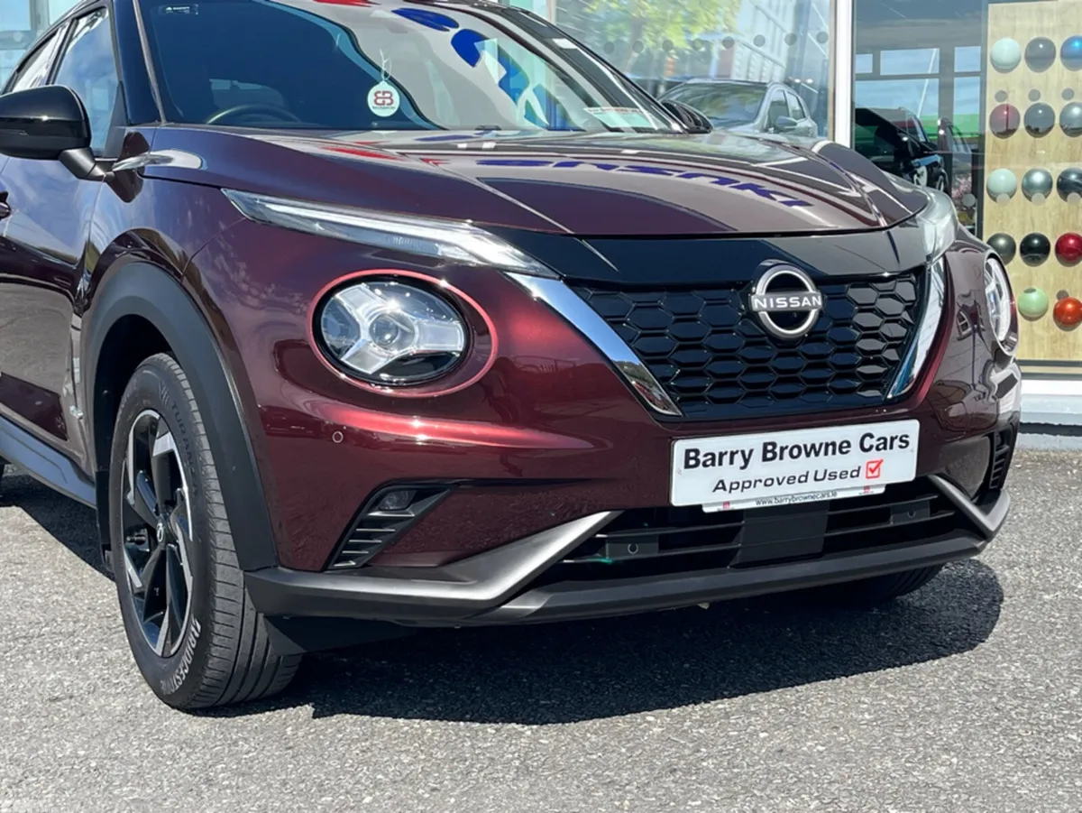 Nissan Juke MPV, Petrol Hybrid, 2024, Red
