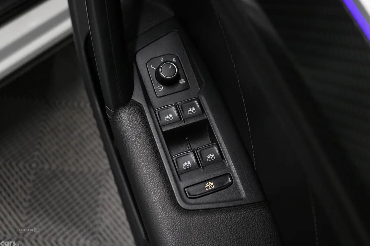 Volkswagen Tiguan SUV, Diesel, 2021, White
